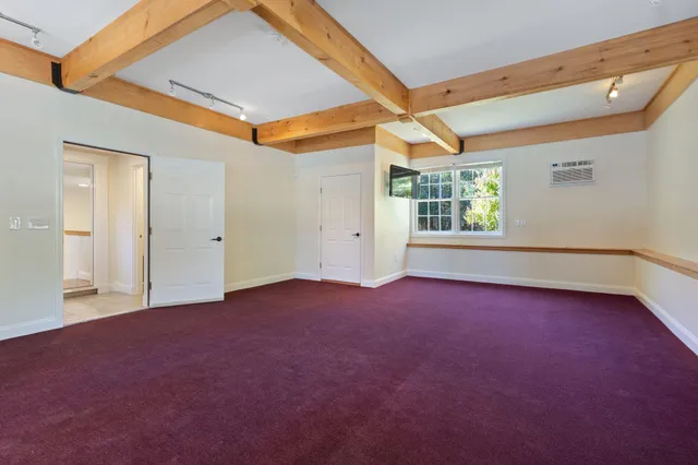 $1,550,000 | 31 Old Blue Point Road, Scarborough, ME 04074