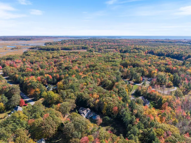 $1,550,000 | 31 Old Blue Point Road, Scarborough, ME 04074