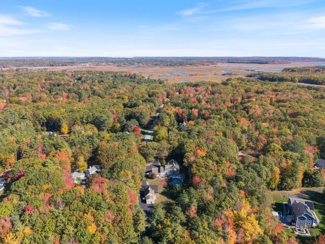 $1,550,000 | 31 Old Blue Point Road, Scarborough, ME 04074