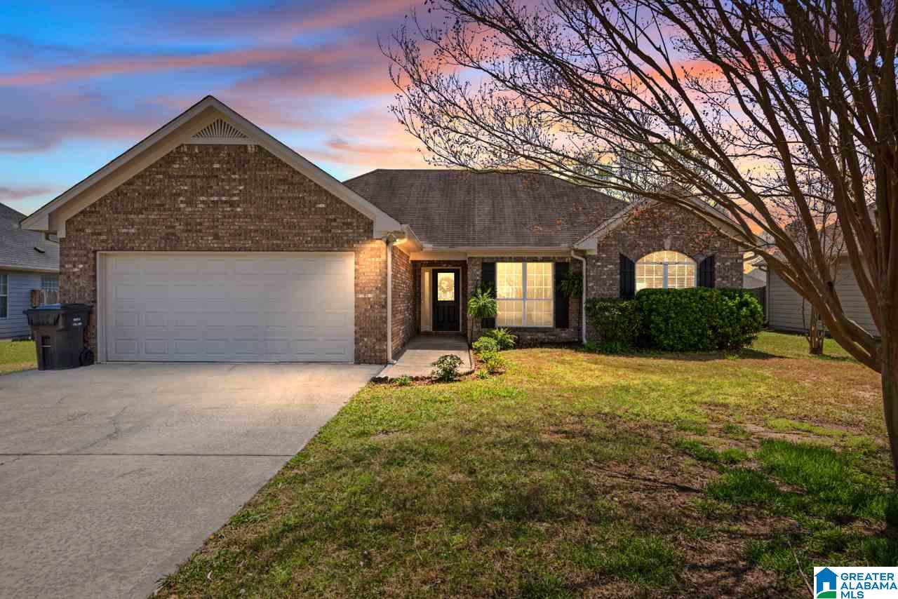 117 Spring Street Calera, AL 35040 - Photo 1 of 28