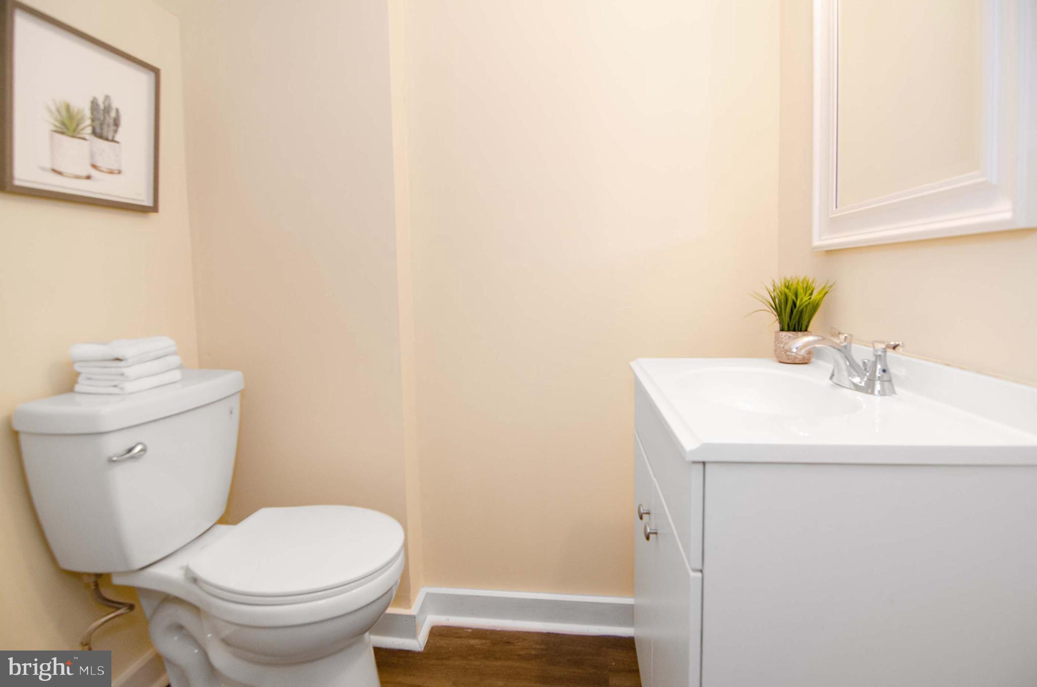 1544 Doxbury Road Towson, MD 21286 - Photo 25 of 31 Half Bath