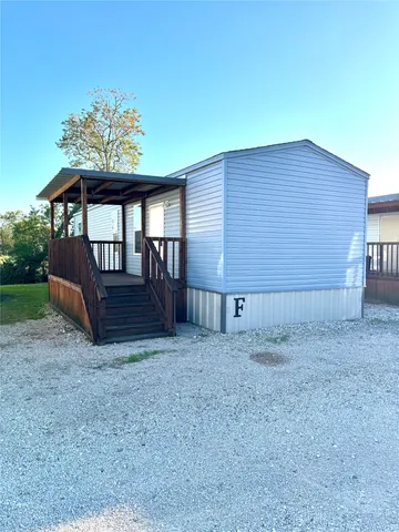 $1,025 | 3621-4 County Road 161, Unit F, Alvin, TX 77511