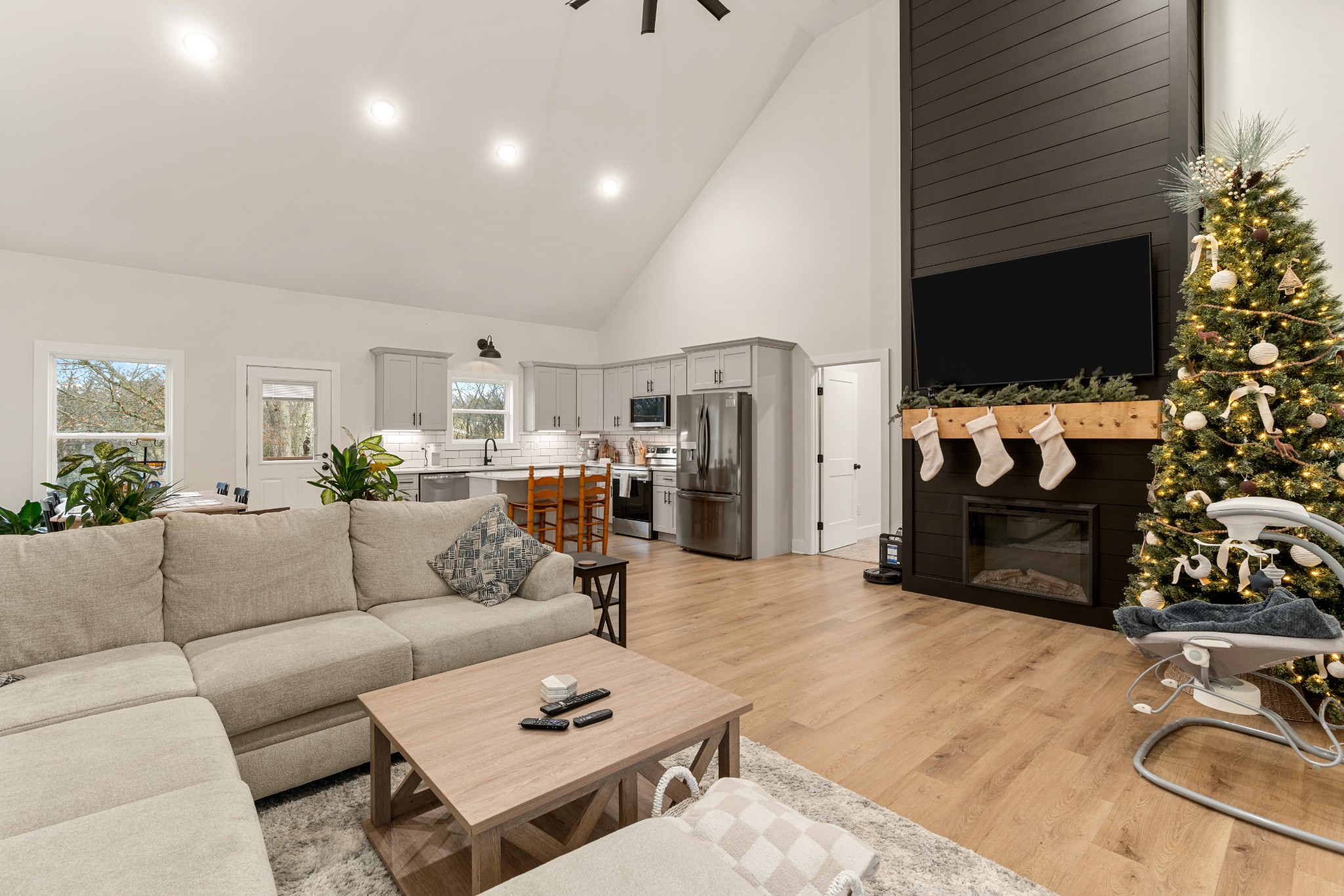 335 Brummitt Road Castalian Springs, TN 37031 - Photo 5 of 52 Gallery Image 5