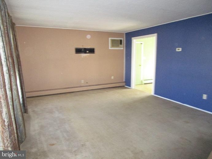 30 Hale Road Levittown, PA 19056 - Photo 3 of 23 Gallery Image 3