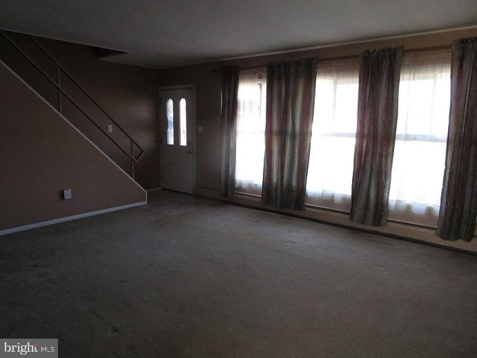 30 Hale Road Levittown, PA 19056 - Photo 6 of 23 Gallery Image 6