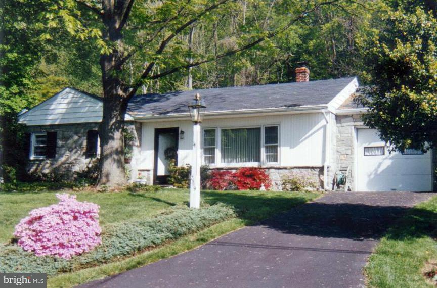 2519 Chestnut Ridge Drive Lancaster, PA 17601 - Photo 1 of 19 Gallery Image 1