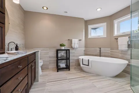 $500,000 | 15650 17th Avenue North, Plymouth, MN 55447
