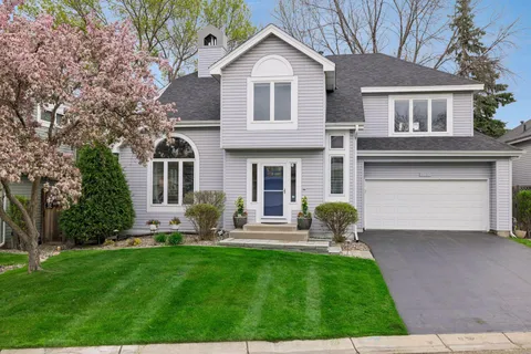 $500,000 | 15650 17th Avenue North, Plymouth, MN 55447