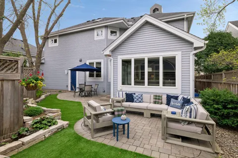 $500,000 | 15650 17th Avenue North, Plymouth, MN 55447