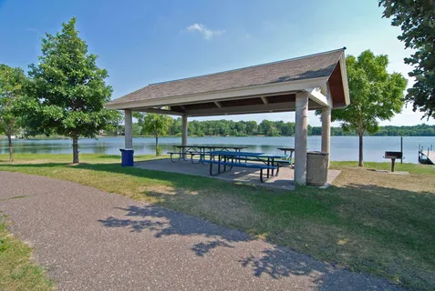 $500,000 | 15650 17th Avenue North, Plymouth, MN 55447