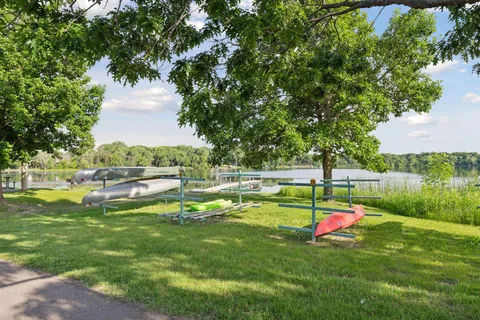 $500,000 | 15650 17th Avenue North, Plymouth, MN 55447