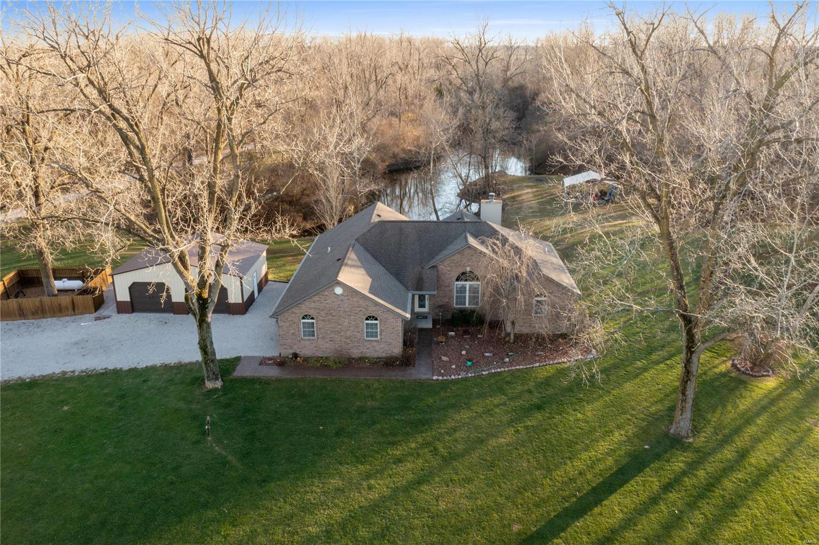 9512 Schaller Road Lenzburg, IL 62255 - Photo 1 of 52 Gallery Image 1