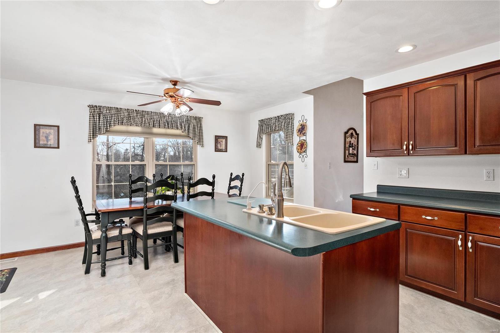 9512 Schaller Road Lenzburg, IL 62255 - Photo 17 of 52 Gallery Image 17