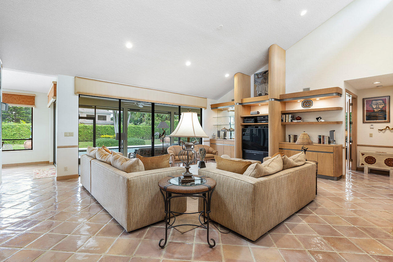 2251 Northwest 59th Street Boca Raton, FL 33496 - Photo 6 of 48 010-2251NW59thStreet-BocaRaton-FL-small