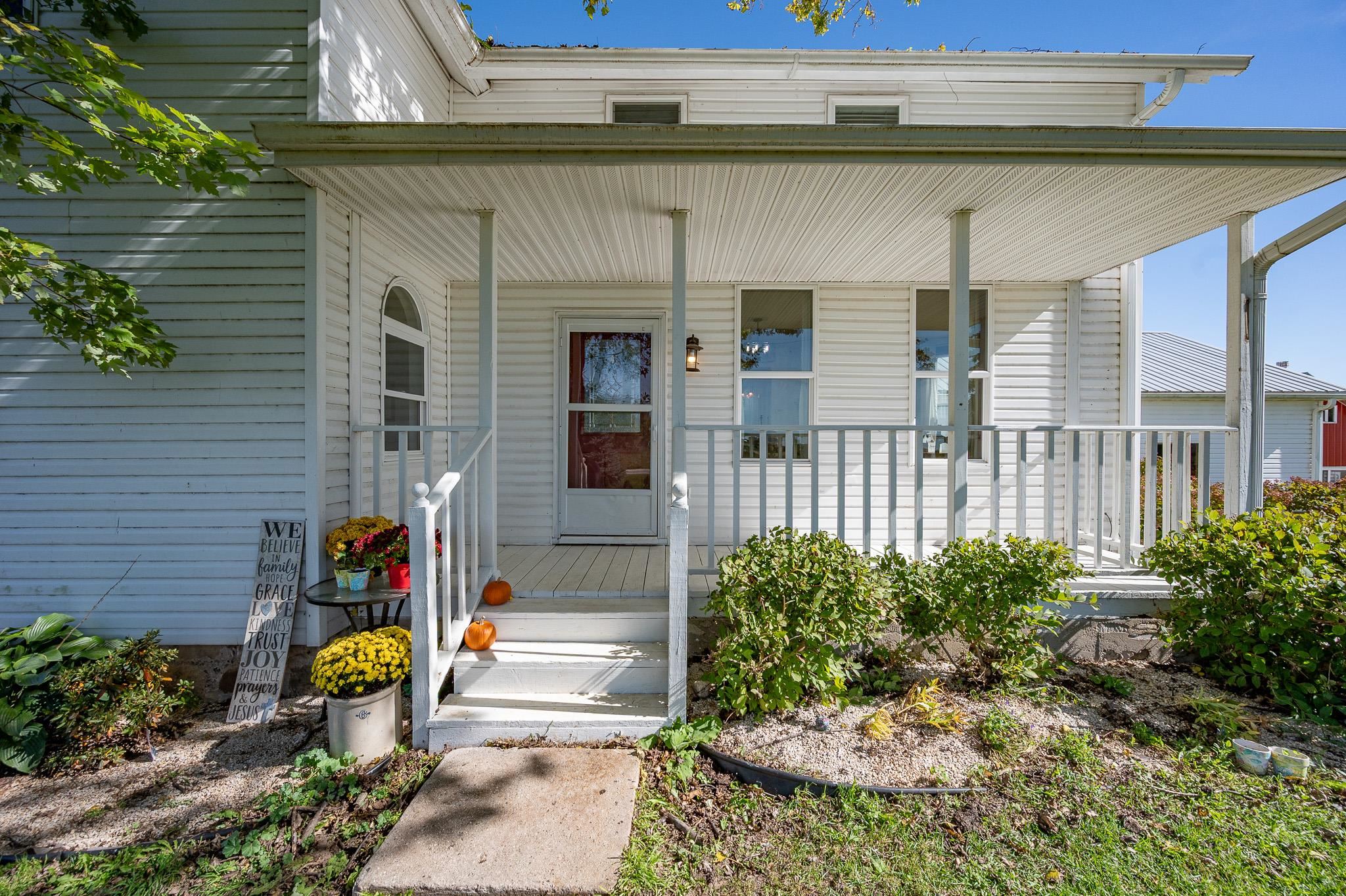 N128 Dorn Road St. Cloud, WI 53079 - Photo 3 of 80 Gallery Image 3