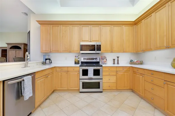 $699,000 | 5213 88th Street East, Bradenton, FL 34211