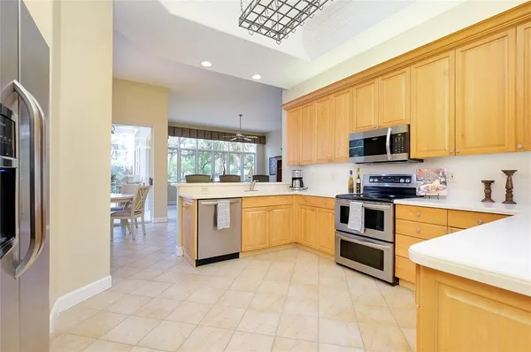 $699,000 | 5213 88th Street East, Bradenton, FL 34211