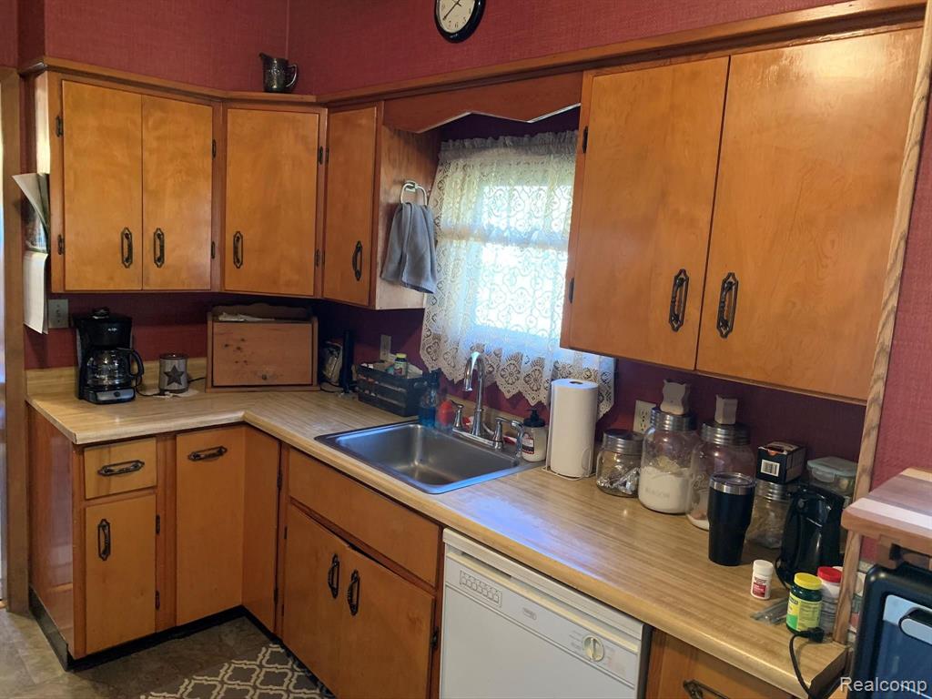 5480 North State Road Davison, MI 48423 - Photo 14 of 26