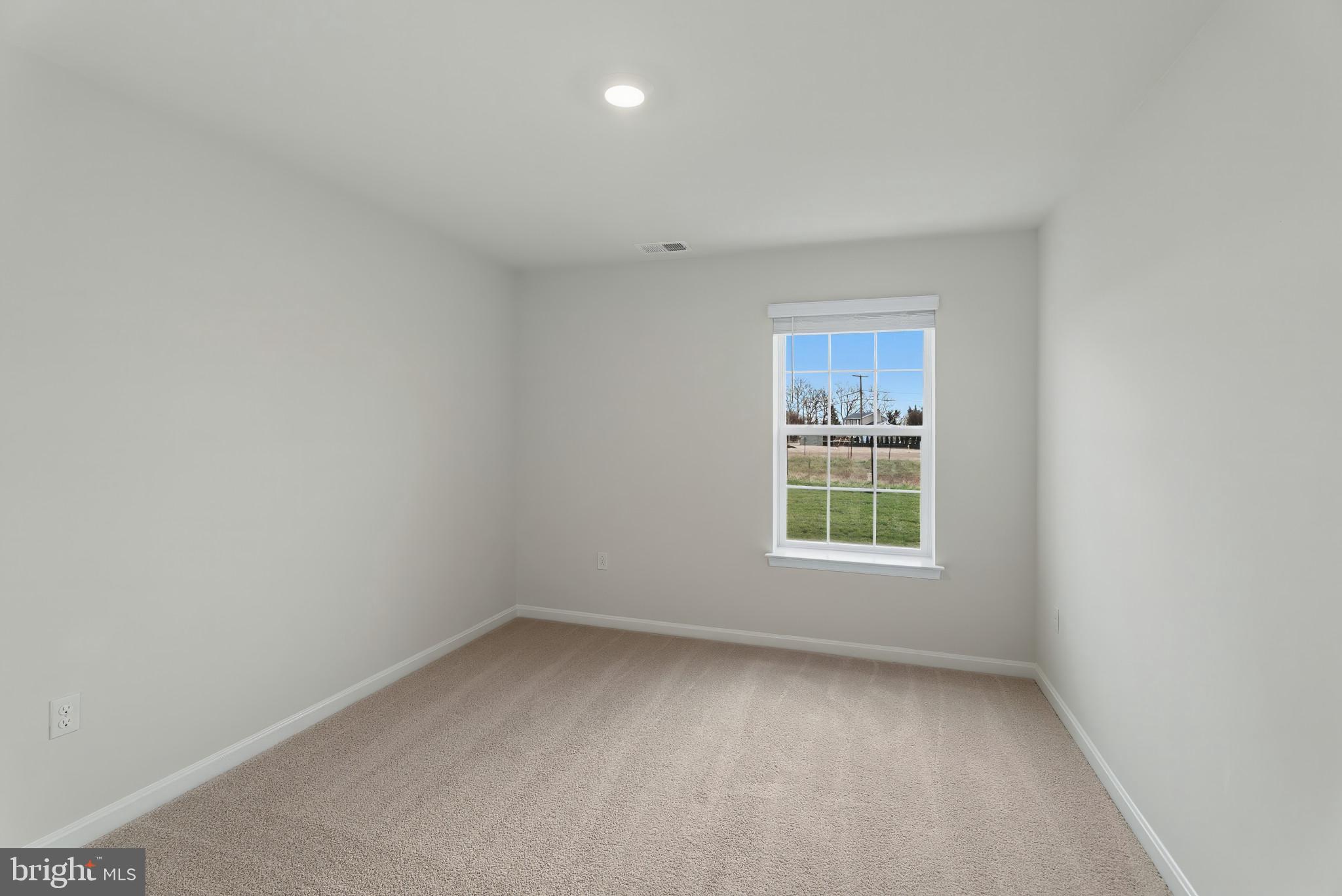 8 Comes Rdg Court Rosedale, MD 21237 - Photo 24 of 35