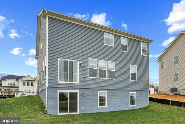 $739,990 | 8 Comes Rdg Court, Rosedale, MD 21237