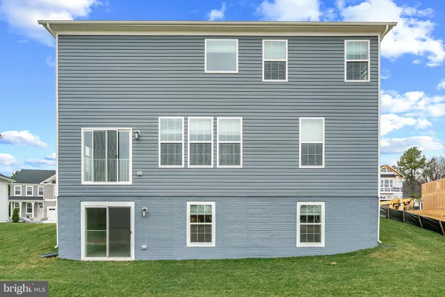 $739,990 | 8 Comes Rdg Court, Rosedale, MD 21237