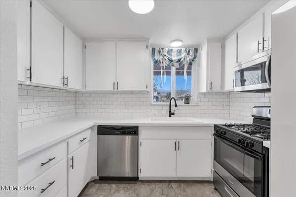 $415,000 | 429 Keystone Drive, Dayton, NV 89403