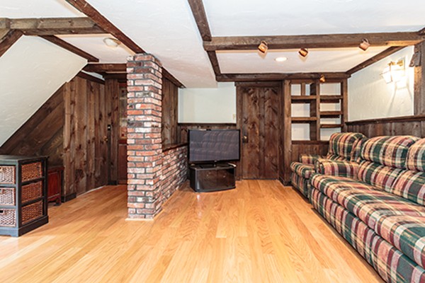 10 Diane Road Peabody, MA 01960 - Photo 16 of 17 Gallery Image 16