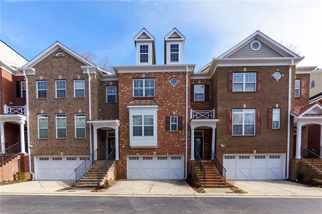 $584,900 | 12801 Doe Drive, Alpharetta, GA 30004