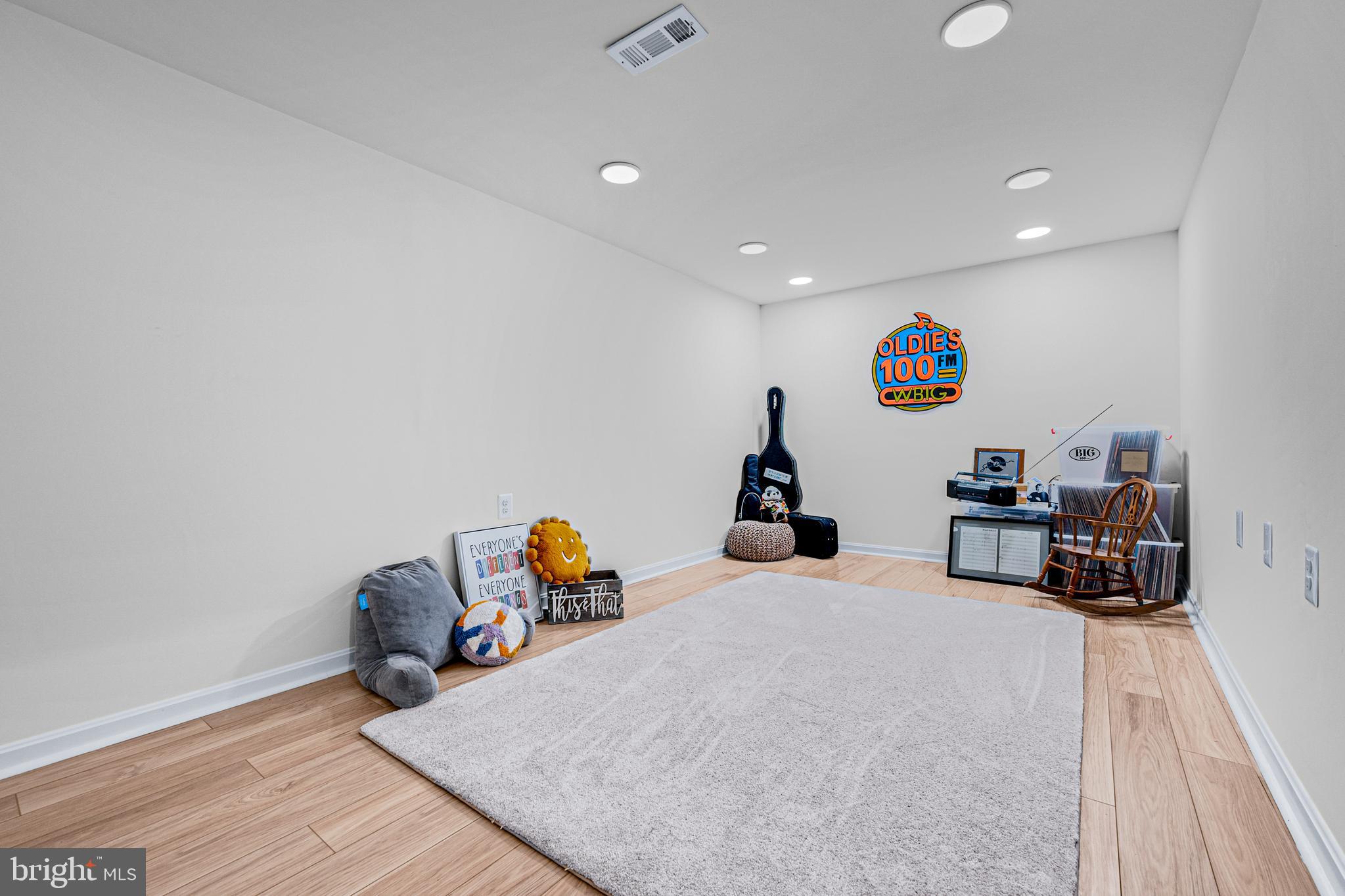 5213 Columbia Road, Unit 6 59 Columbia, MD 21044 - Photo 36 of 41 Studio/office/gym/dark room/playroom
