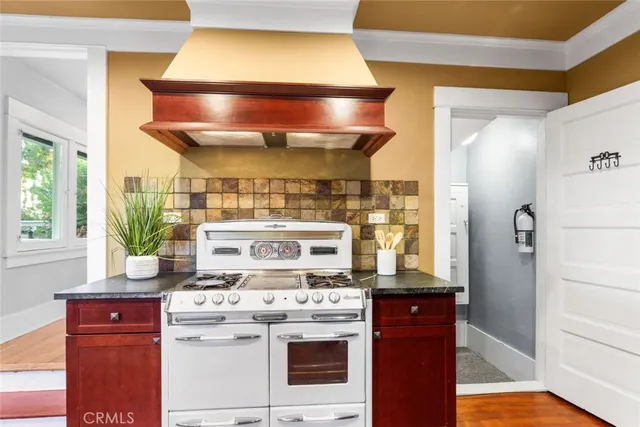 $1,175,000 | 450 Sierra Madre Avenue, Glendora, CA 91741