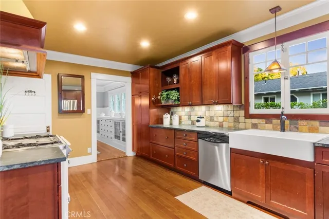 $1,175,000 | 450 Sierra Madre Avenue, Glendora, CA 91741