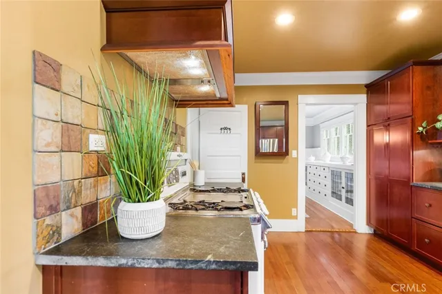 $1,175,000 | 450 Sierra Madre Avenue, Glendora, CA 91741