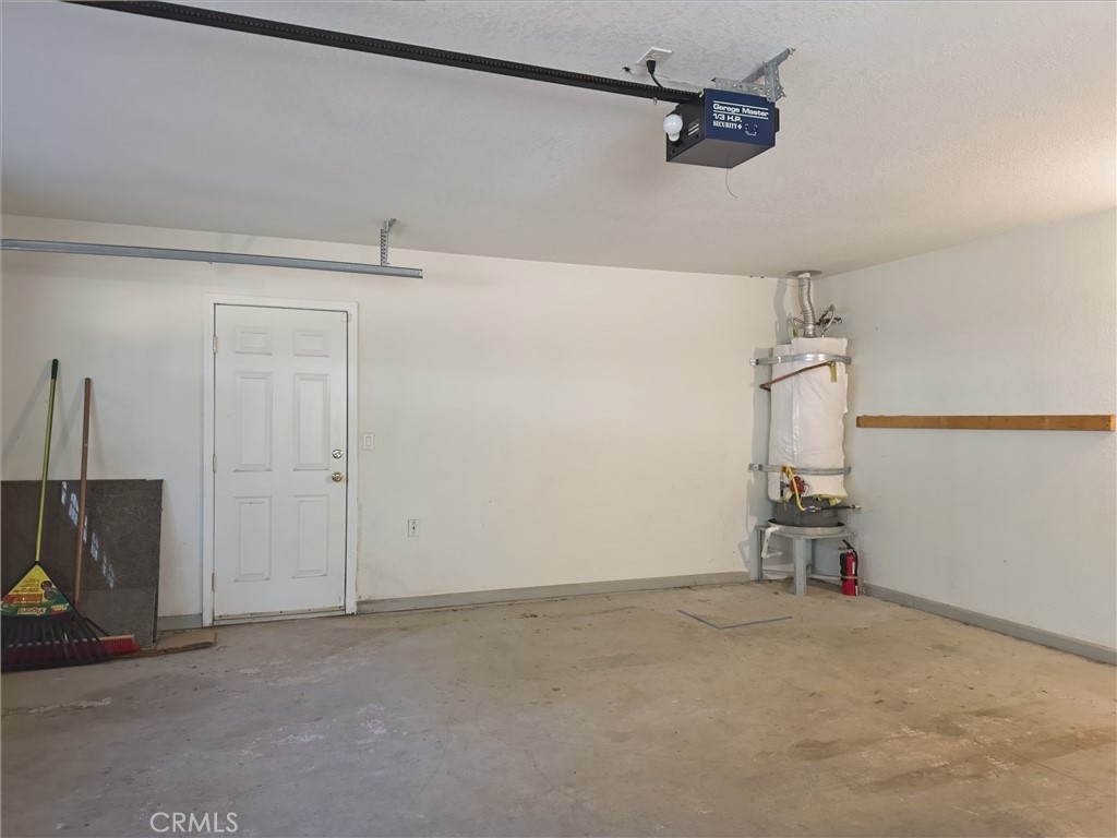 14279 Carnegie Road Magalia, CA 95954 - Photo 28 of 38 a view of a room with gym equipment