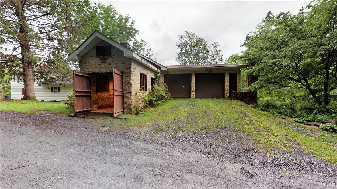 3048 Lilly Hill Road Bath, PA 18014 - Photo 41 of 50