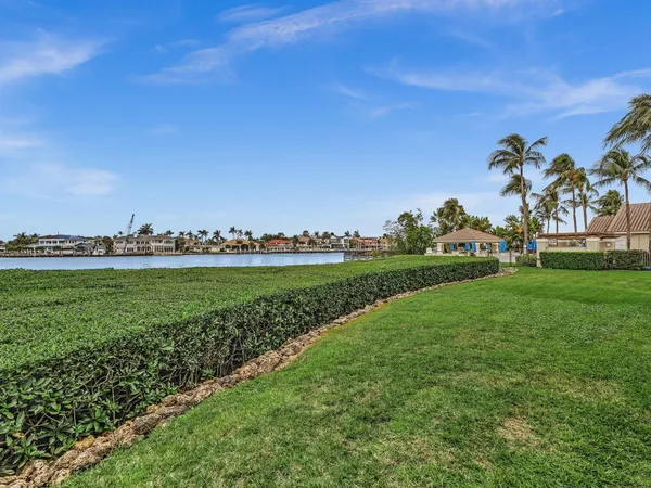 $5,500 | 3602 South Ocean Boulevard, Unit 102, Highland Beach, FL 33487