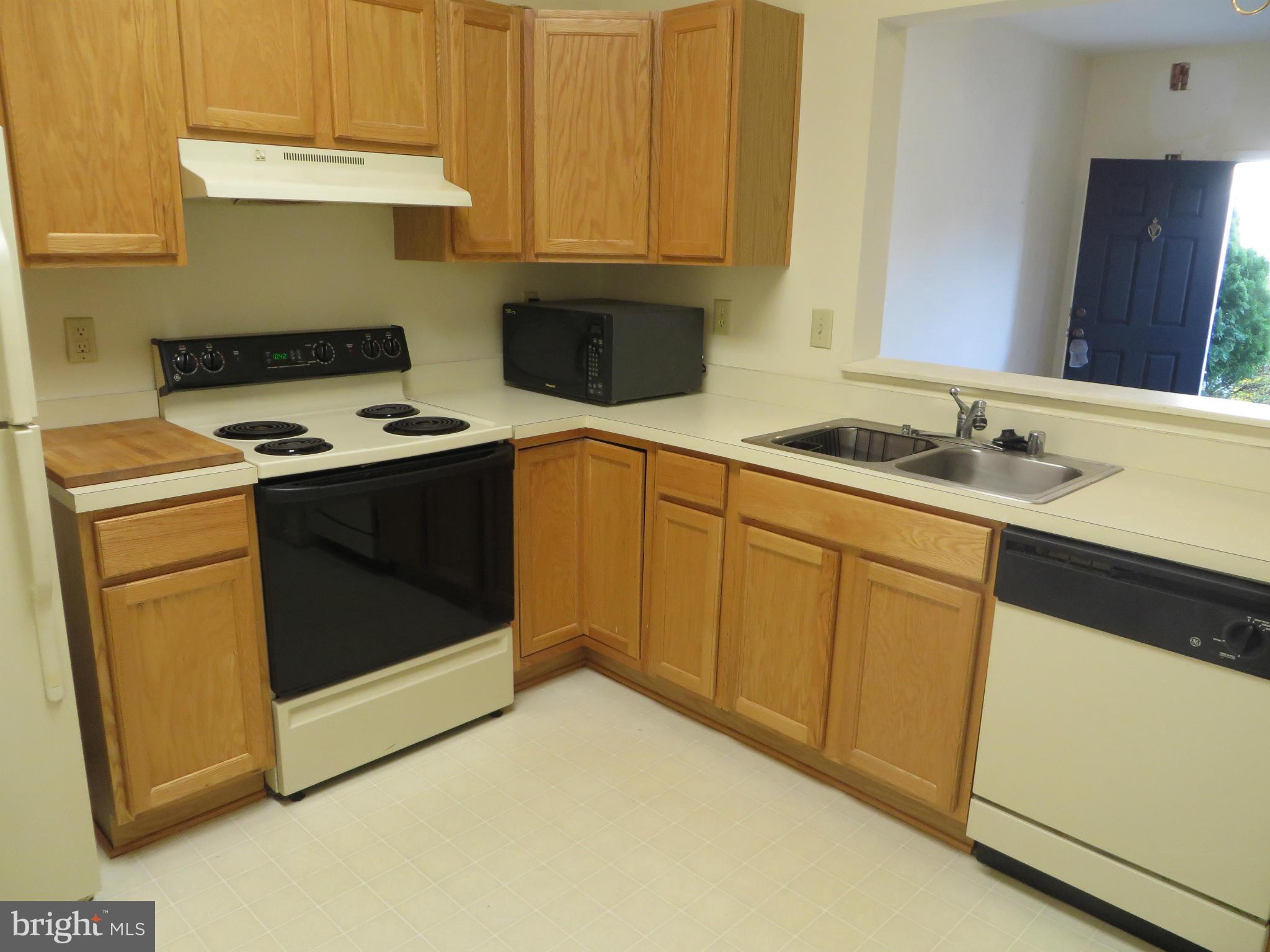 2003 Cramer Point Court Odenton, MD 21113 - Photo 6 of 23 Kitchen
