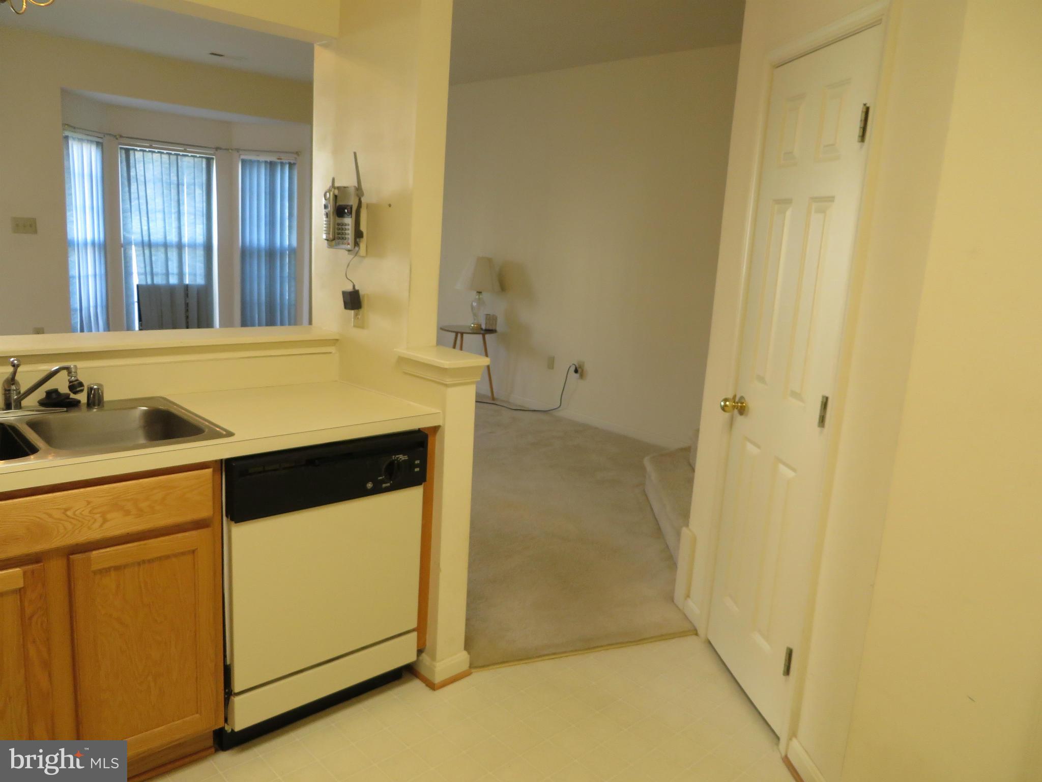2003 Cramer Point Court Odenton, MD 21113 - Photo 7 of 23 Kitchen