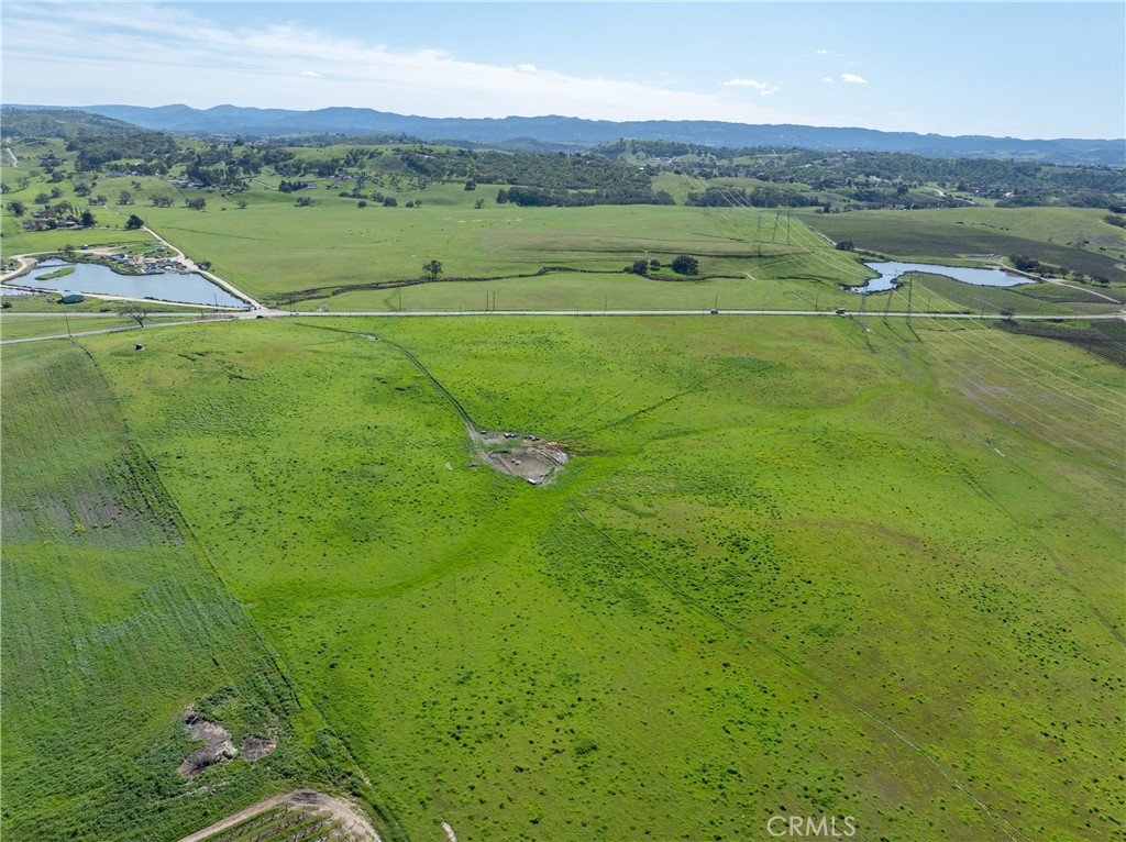0 Creston Road Paso Robles, CA 93446 - Photo 19 of 29 an aerial view of field with beach