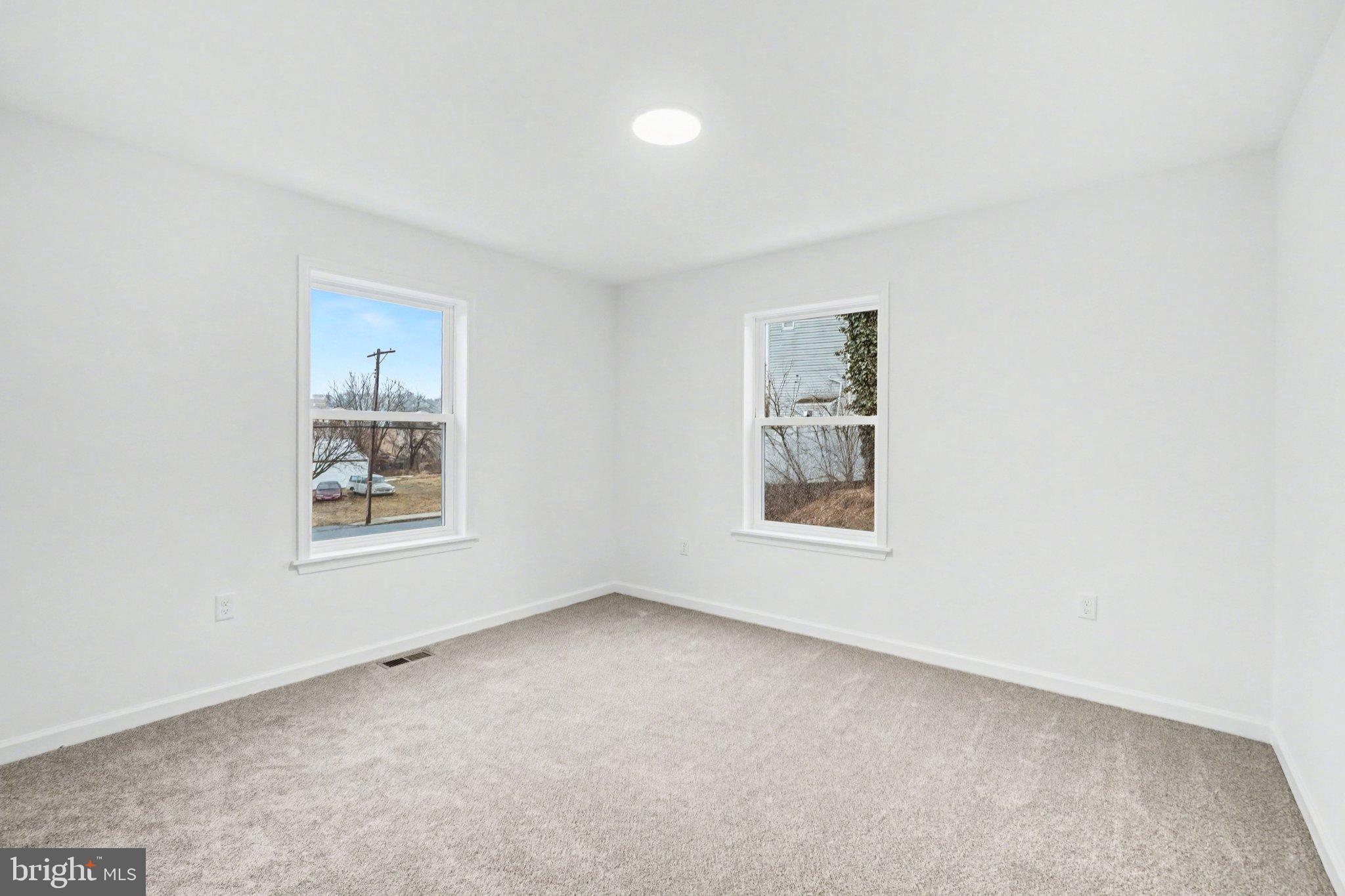 418 Elm Street Lebanon, PA 17042 - Photo 15 of 43 Bright and airy room with natural light.