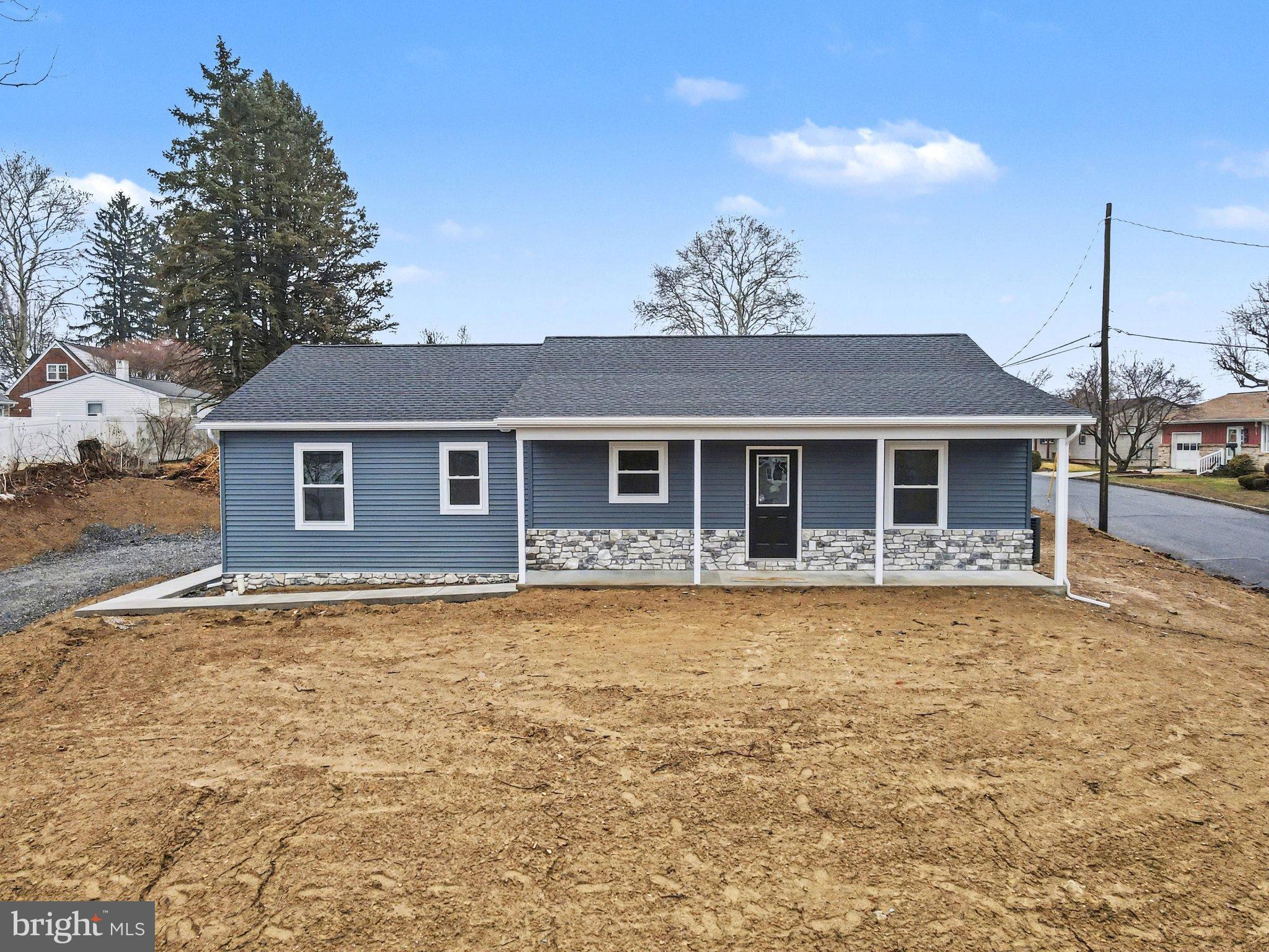 418 Elm Street Lebanon, PA 17042 - Photo 2 of 43 Charming blue home with modern curb appeal.