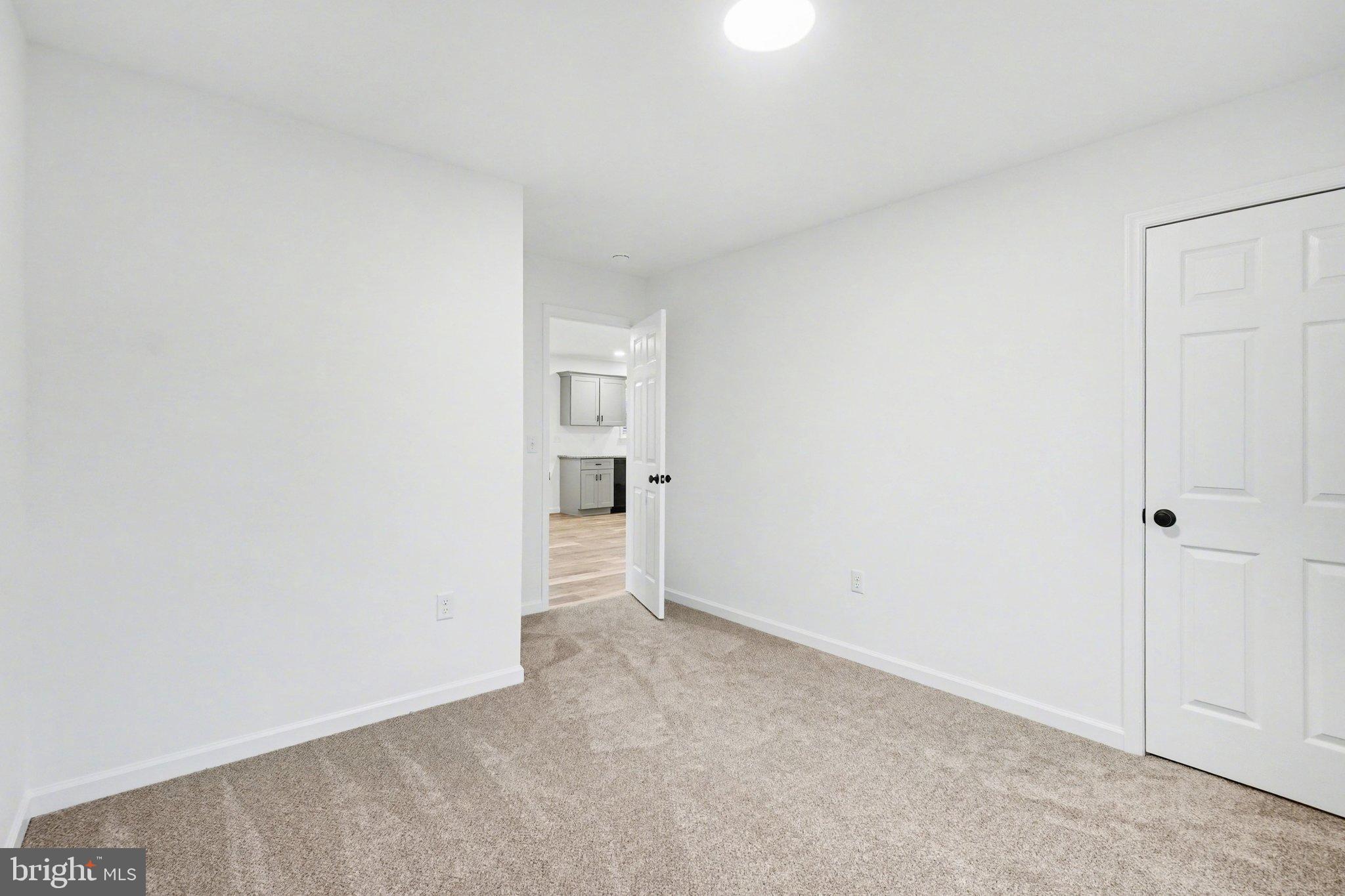 418 Elm Street Lebanon, PA 17042 - Photo 21 of 43 Bright and airy blank canvas awaits creativity.