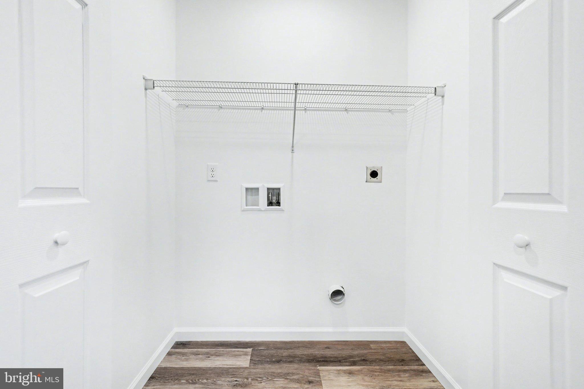 418 Elm Street Lebanon, PA 17042 - Photo 27 of 43 Spacious laundry area with modern design.