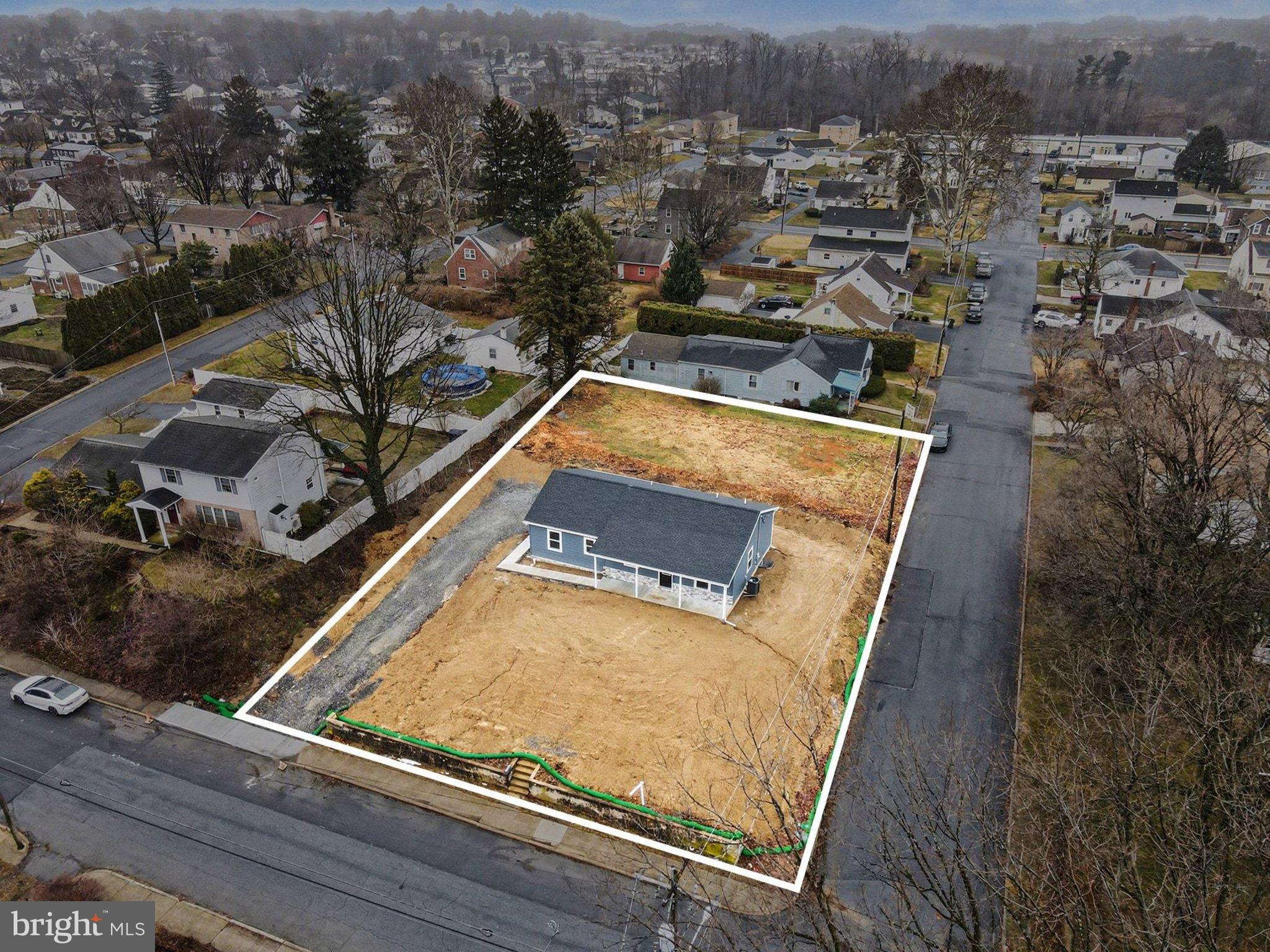 418 Elm Street Lebanon, PA 17042 - Photo 40 of 43 Spacious lot with potential for your dream home.