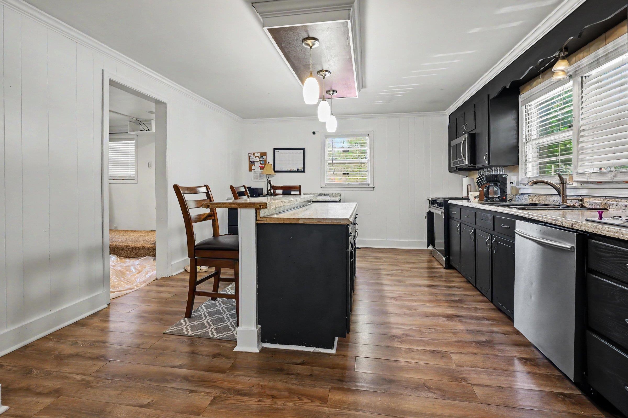 308 Cannon Avenue Greer, SC 29651 - Photo 8 of 27
