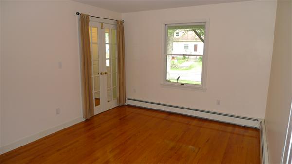 17 Winslow Road Natick, MA 01760 - Photo 5 of 29