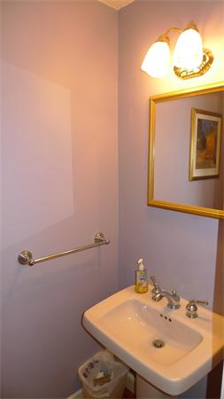 17 Winslow Road Natick, MA 01760 - Photo 10 of 29