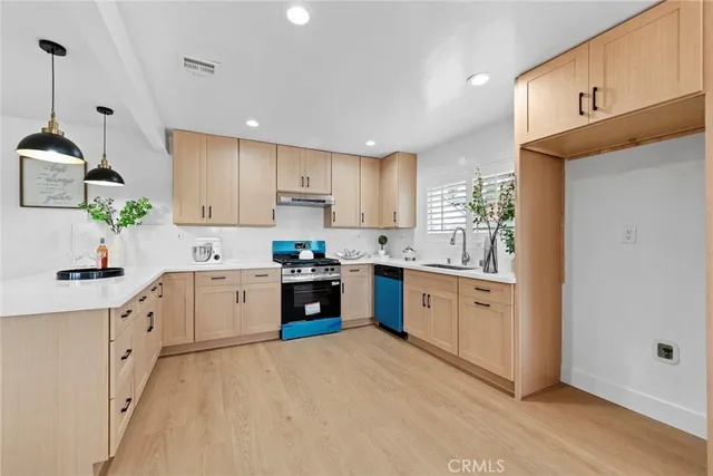 $1,195,000 | 401 East Cherry Avenue, Monrovia, CA 91016