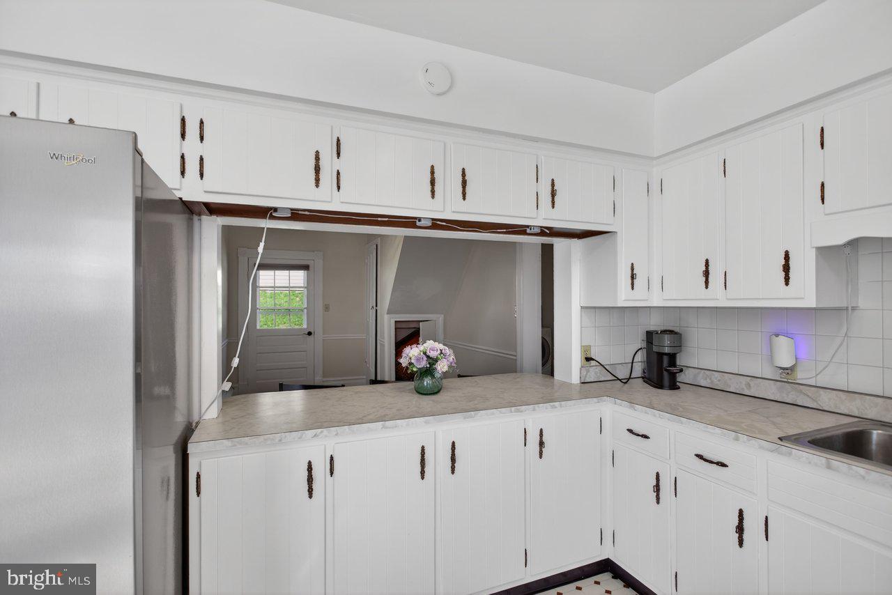 420 West Spring Street Woodstock, VA 22664 - Photo 17 of 67