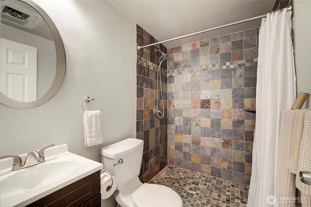 $885,000 | 15117 122nd Court Northeast, Kirkland, WA 98034