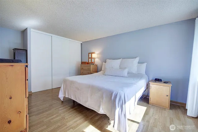 $885,000 | 15117 122nd Court Northeast, Kirkland, WA 98034